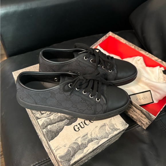 Gucci Women's GG Monogram Low-Top Sneakers EU 37, US 7 - Picture 6 of 10